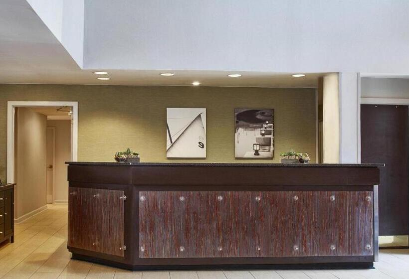 Отель Residence Inn By Marriott Atlanta Airport North/virginia Ave