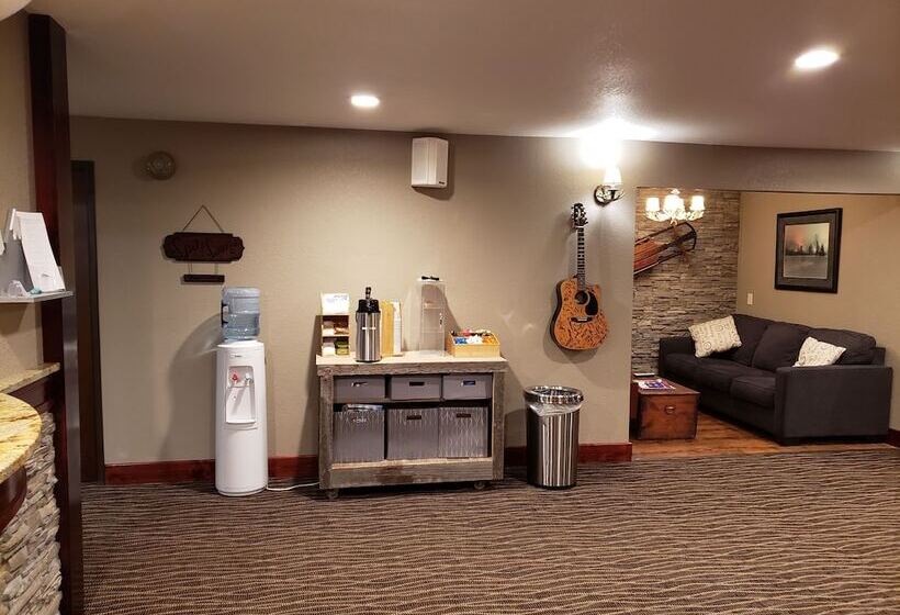 فندق Rib Mountain Inn