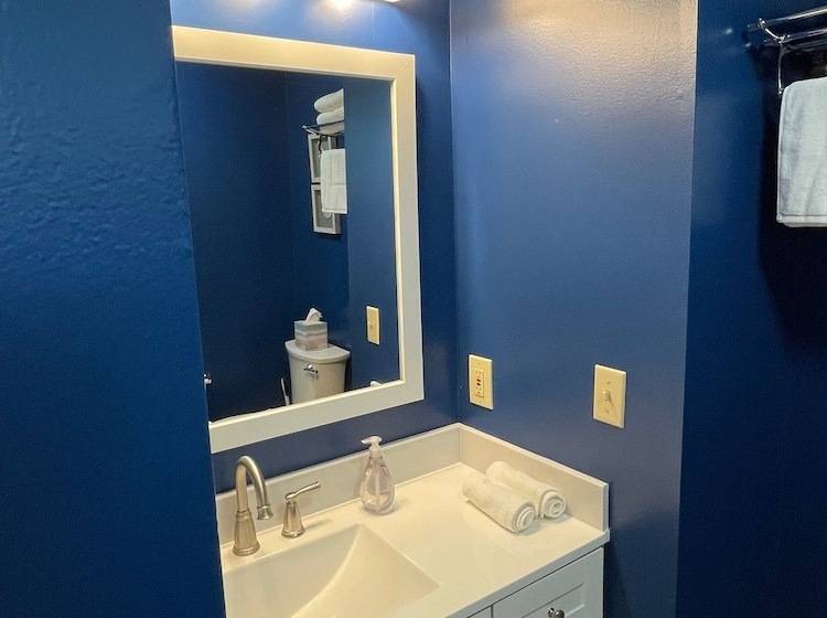 فندق River House Inn