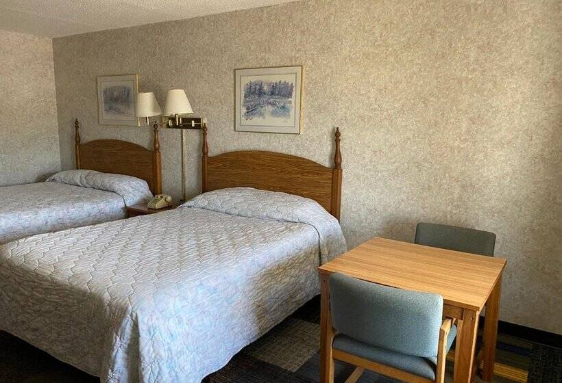 فندق Riverfront Lodge