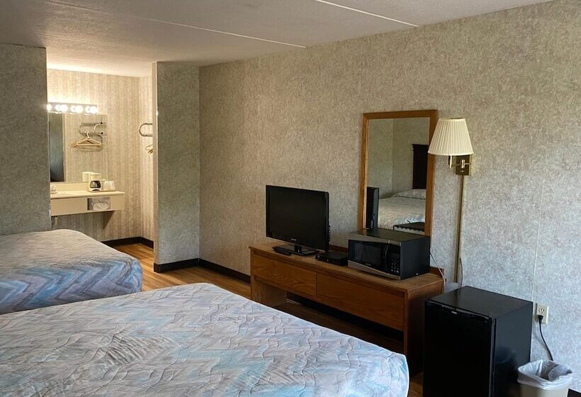 فندق Riverfront Lodge