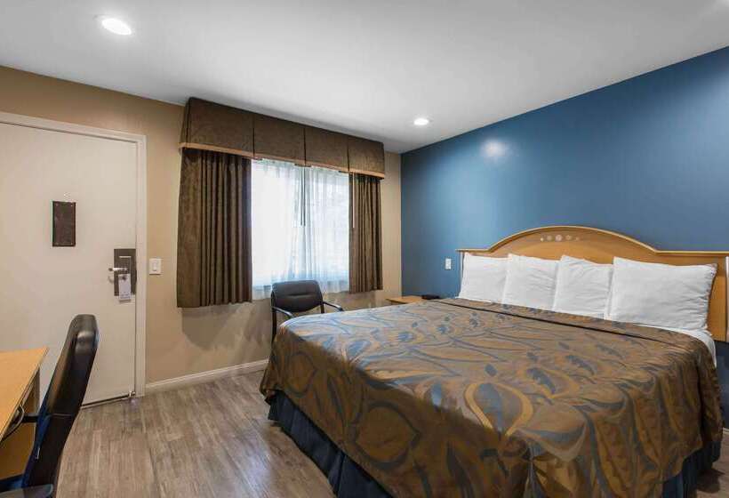 Отель Rodeway Inn Escondido Downtown