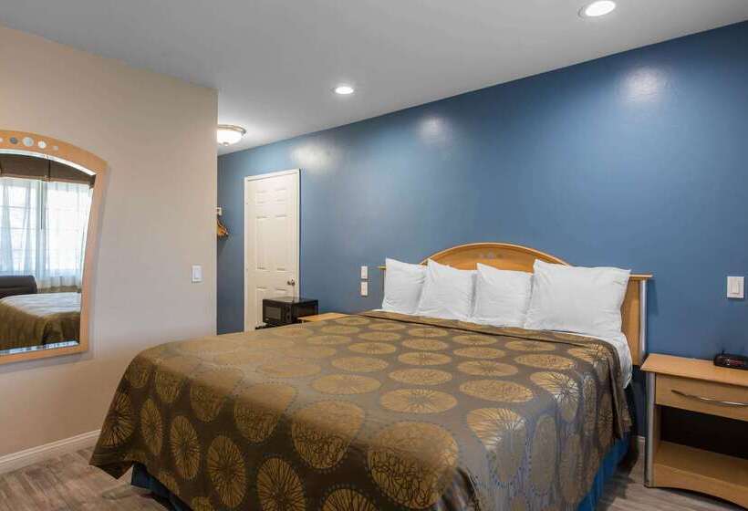 Отель Rodeway Inn Escondido Downtown