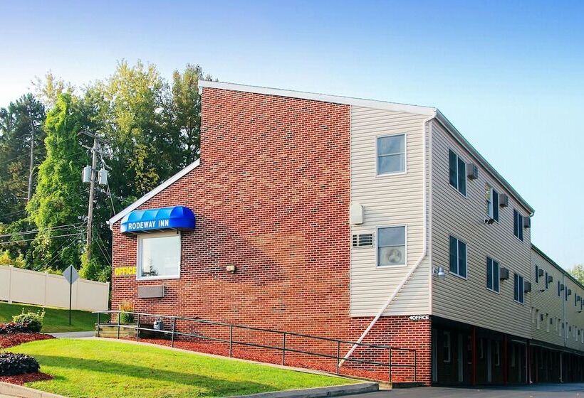 هتل Rodeway Inn State College  Near University