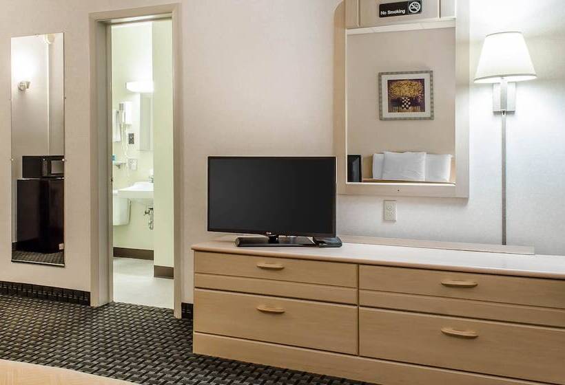 هتل Rodeway Inn State College  Near University
