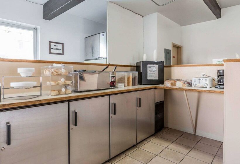 فندق Rodeway Inn & Suites Omak  Okanogan