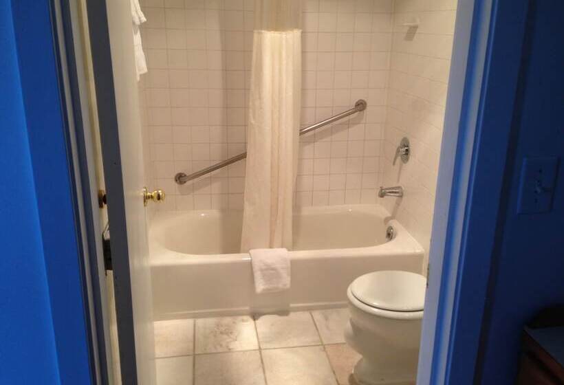 فندق Rodeway Inn & Suites Omak  Okanogan