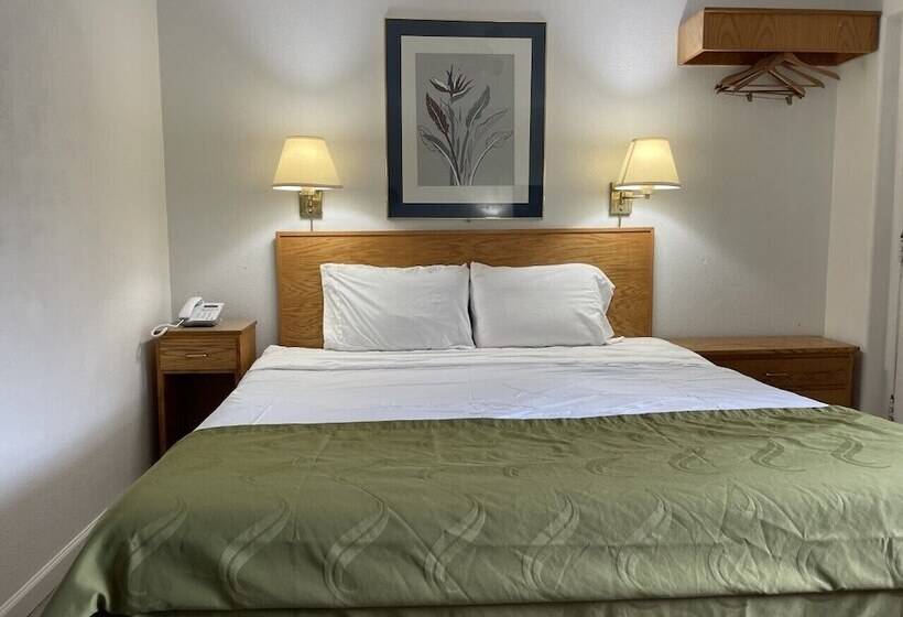 فندق Rodeway Inn & Suites Omak  Okanogan