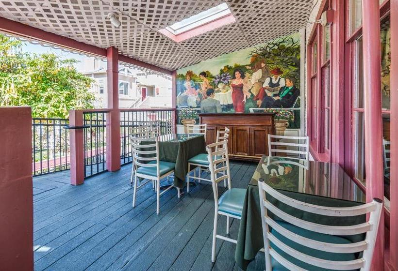 호텔 Rose Garden Inn