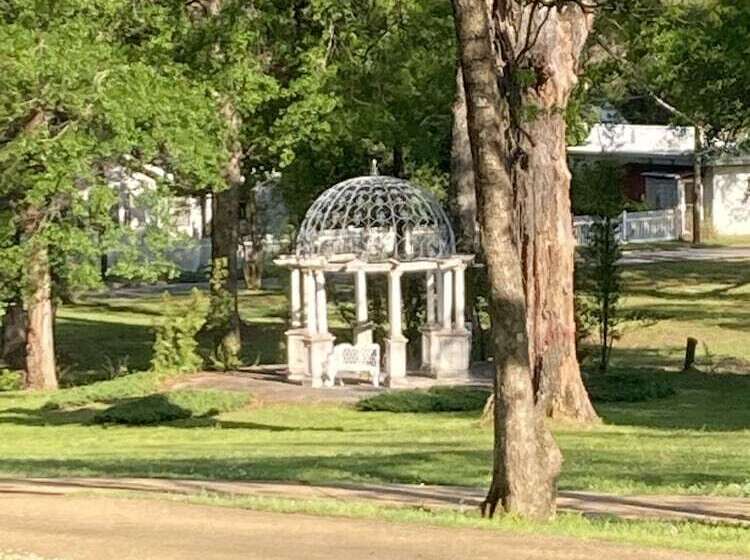 فندق Rose House Inn