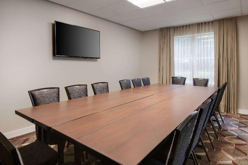 فندق Sonesta Es Suites Atlanta Alpharetta North Point Mall