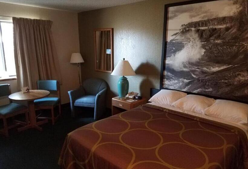 호텔 Super 8 By Wyndham Houghton Lake