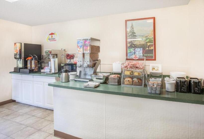 호텔 Super 8 By Wyndham Houghton Lake