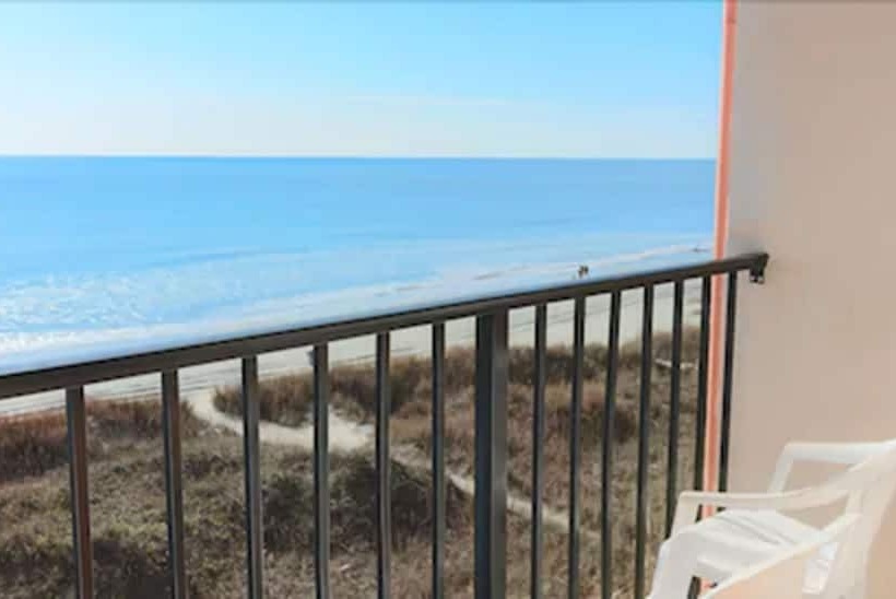 בית מלון כפרי The Red Tree Inn