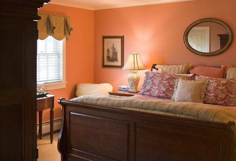 酒店 Reluctant Panther Inn & Restaurant