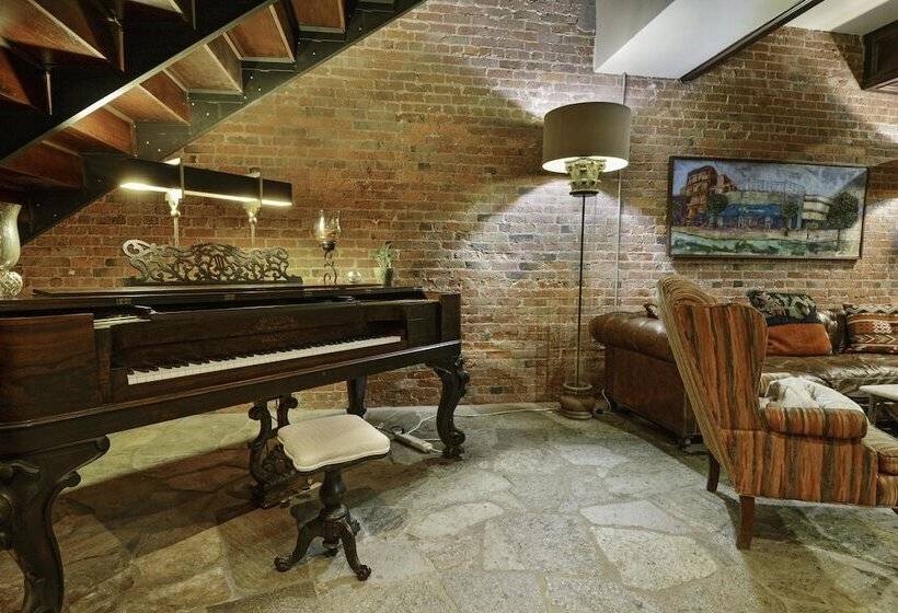 The Remington Suite Hotel And Spa