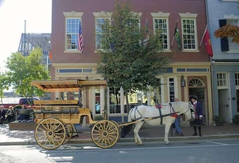 ホテル The Richard Johnston Inn & 1890 Caroline House