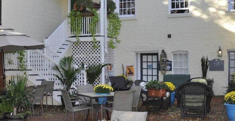 ホテル The Richard Johnston Inn & 1890 Caroline House