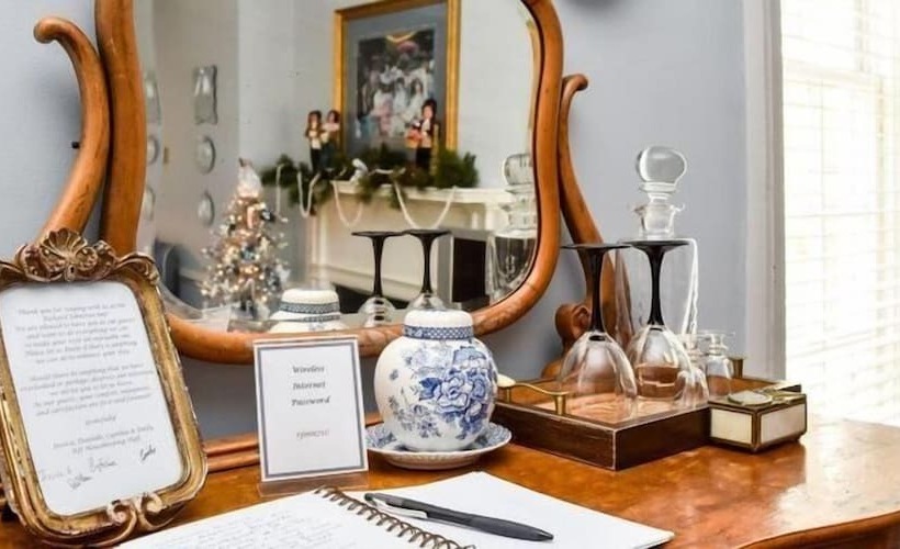 ホテル The Richard Johnston Inn & 1890 Caroline House