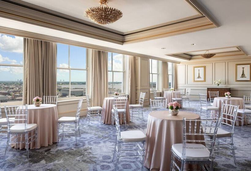 هتل The Ritzcarlton, New Orleans
