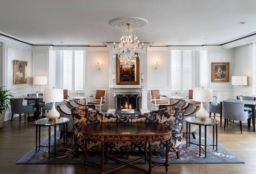 هتل The Ritzcarlton, New Orleans