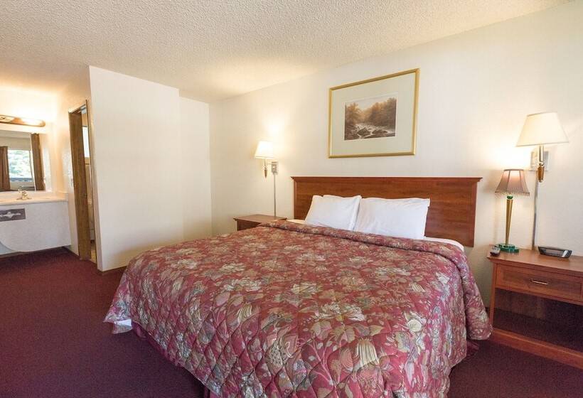 فندق The River Inn