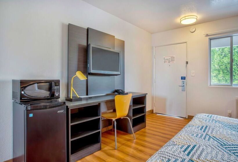 Motel 6 Salem, Or  Expo Center