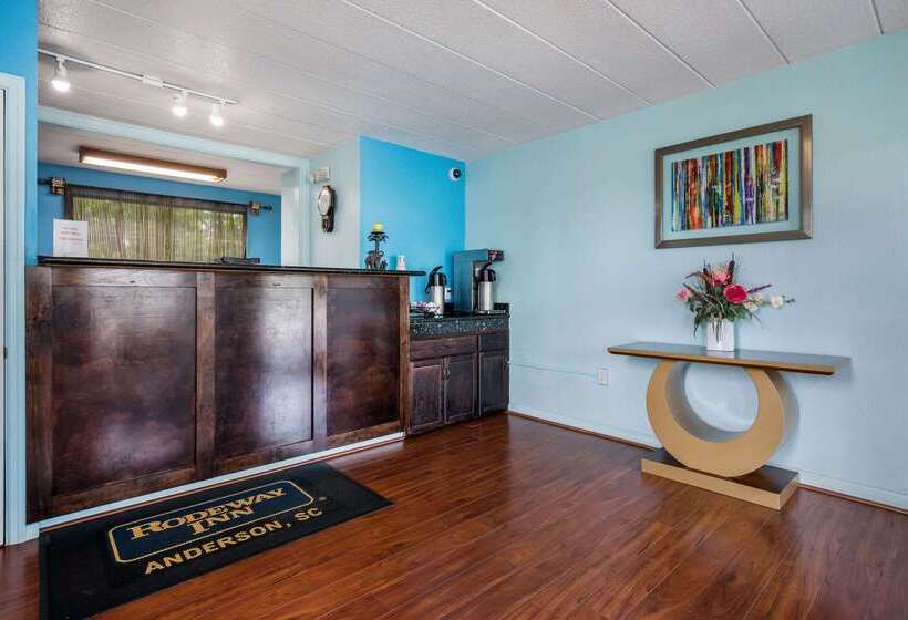 فندق على الطريق Rodeway Inn