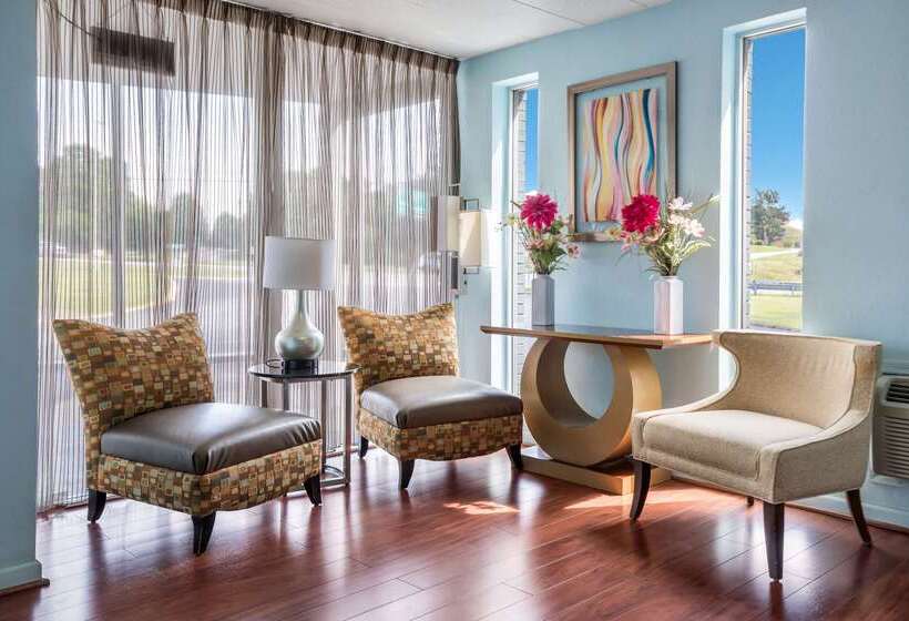 فندق على الطريق Rodeway Inn