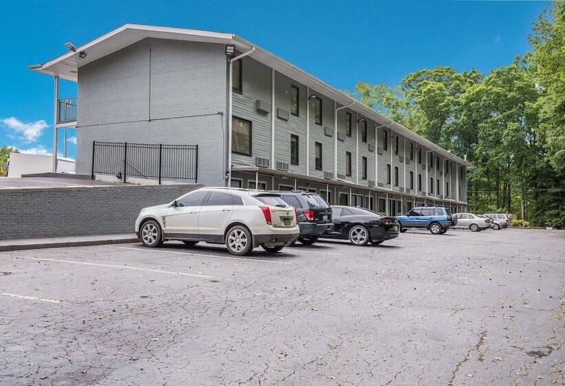 فندق على الطريق Rodeway Inn