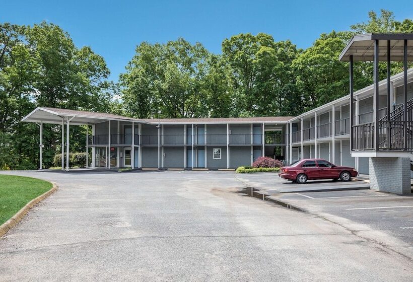 فندق على الطريق Rodeway Inn