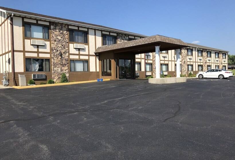 فندق على الطريق Sky Lodge Inn & Suites  Delavan