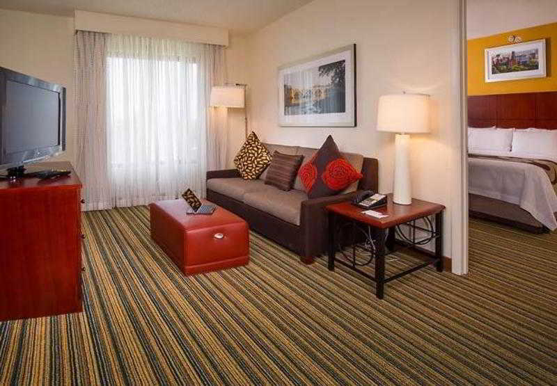 Residence Inn Arlington Pentagon City