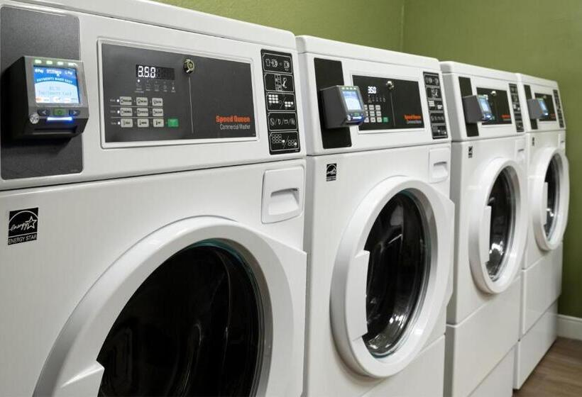 Burton House, Beverly Hills, A Tribute Portfolio Hotel