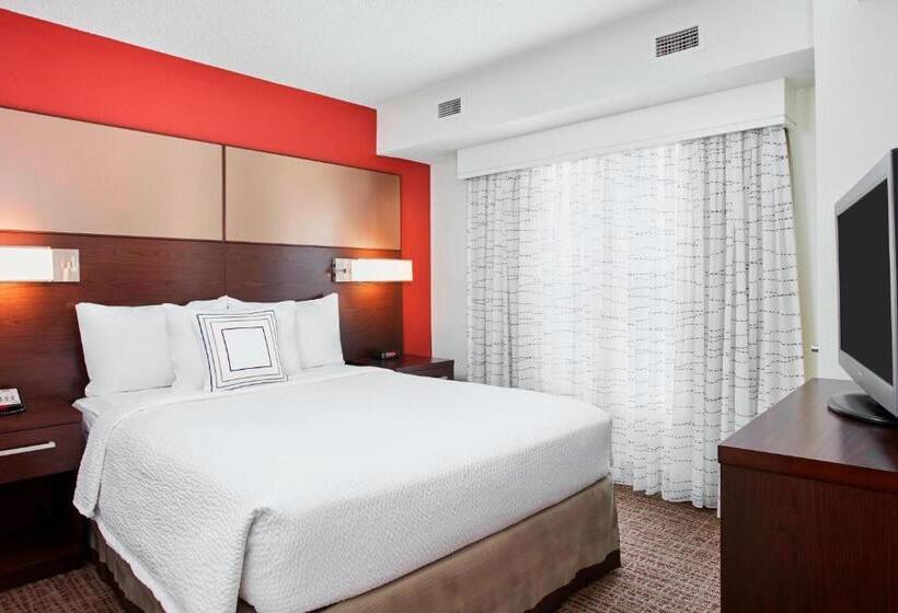 Residence Inn Detroit / Auburn Hills