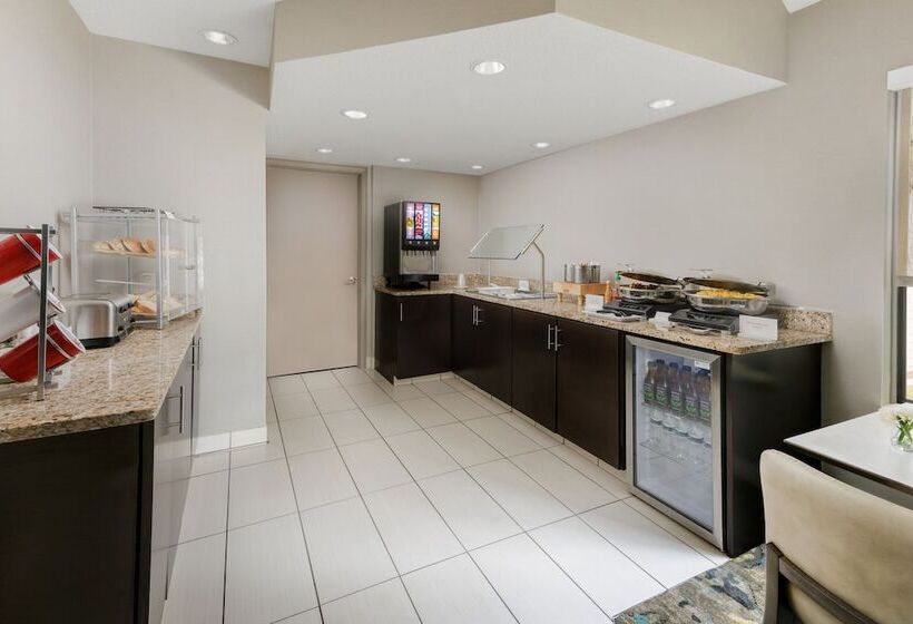 Residence Inn Detroit Troy/madison Heights