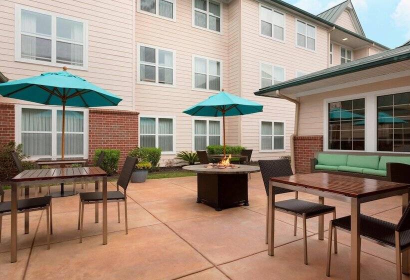 Residence Inn By Marriott Houston The Woodlands/lake Front Circle