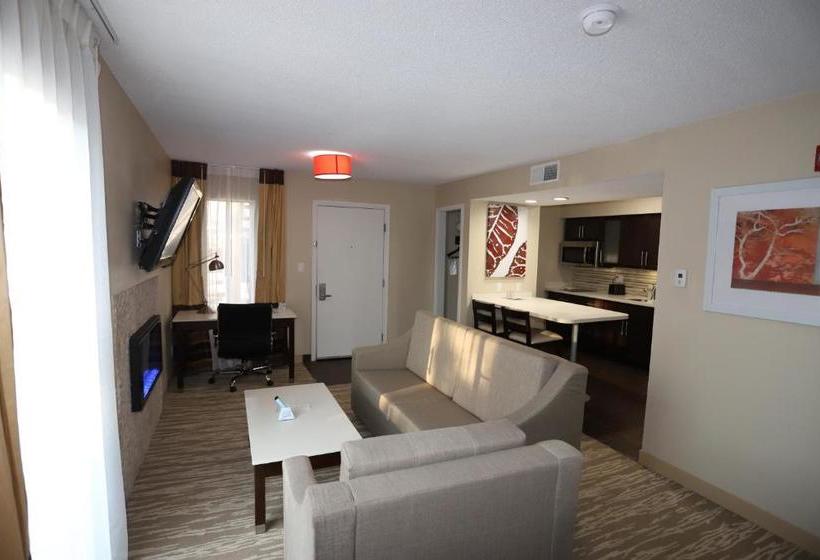 إقامة Hawthorn Suites By Wyndham Detroit Southfield