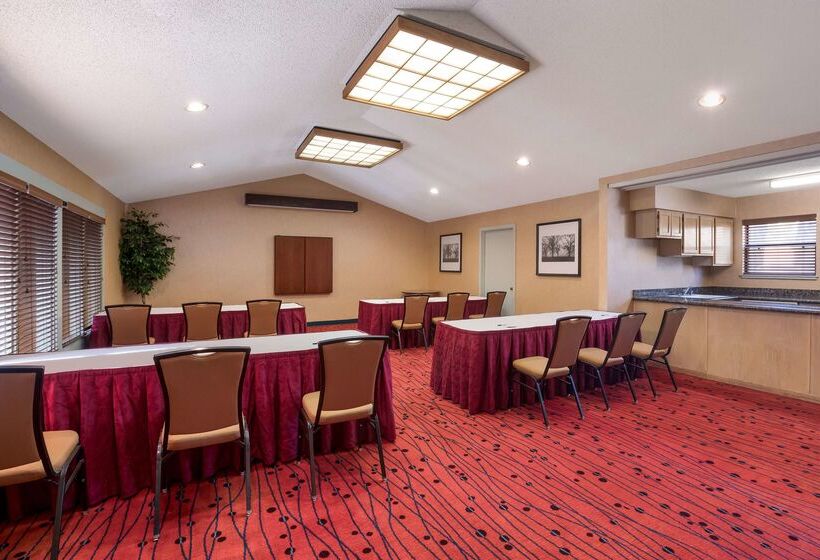 דירת נופש Sens Suites Livermore; Surestay Collection By Best Western