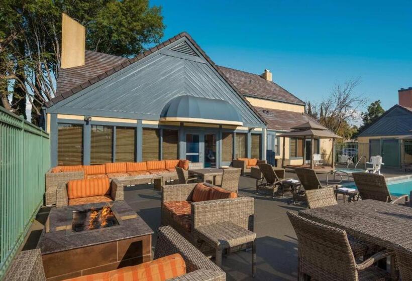 דירת נופש Sens Suites Livermore; Surestay Collection By Best Western