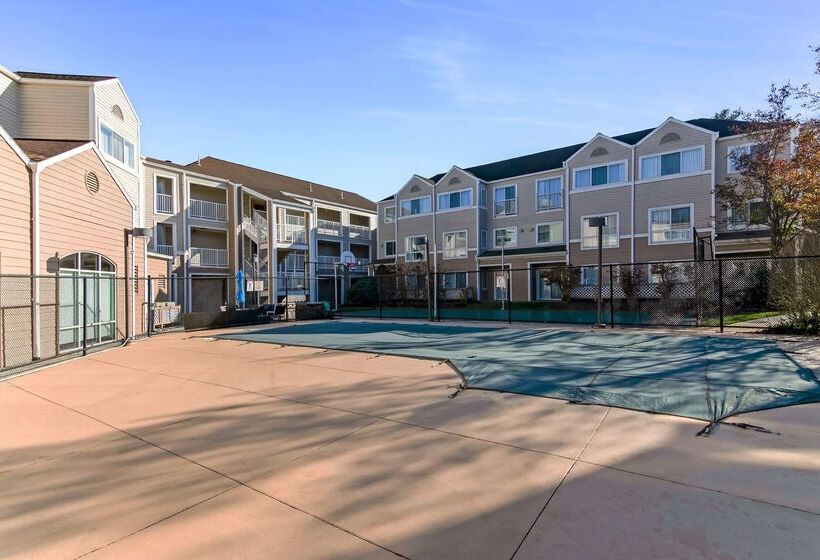 Avia Residences On Research   Extended Stay