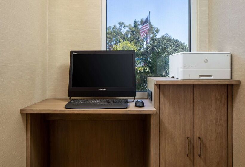 Резиденция Sonesta Es Suites Carmel Mountain San Diego