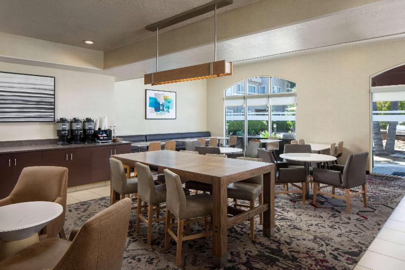 اقامتگاه Sonesta Es Suites Carmel Mountain  San Diego