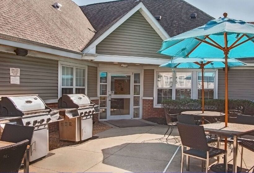 דירת נופש Sonesta Es Suites Charlottesville University