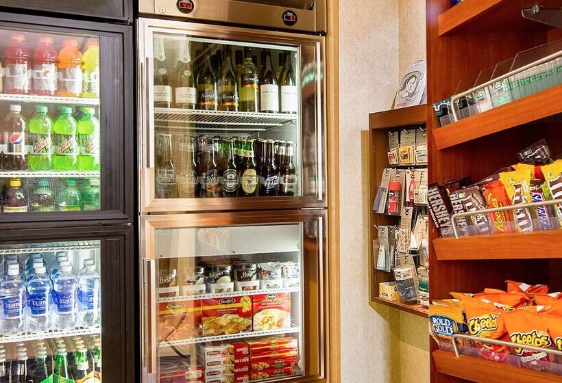 דירת נופש Sonesta Es Suites Charlottesville University