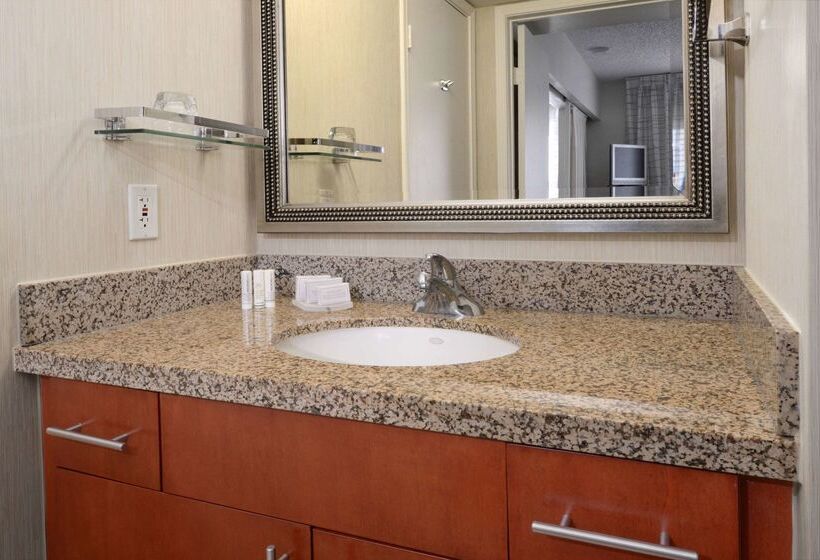 住所  Sonesta Es Suites Dallas Central Expressway