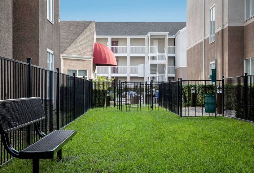 اقامتگاه Sonesta Es Suites Dallas Medical Market Center