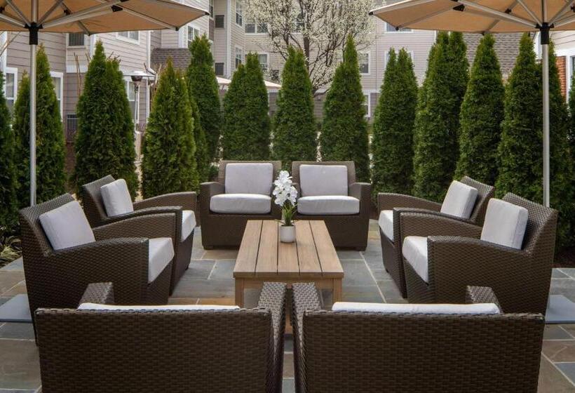 Резиденция Sonesta Es Suites Fairfax Fair Lakes