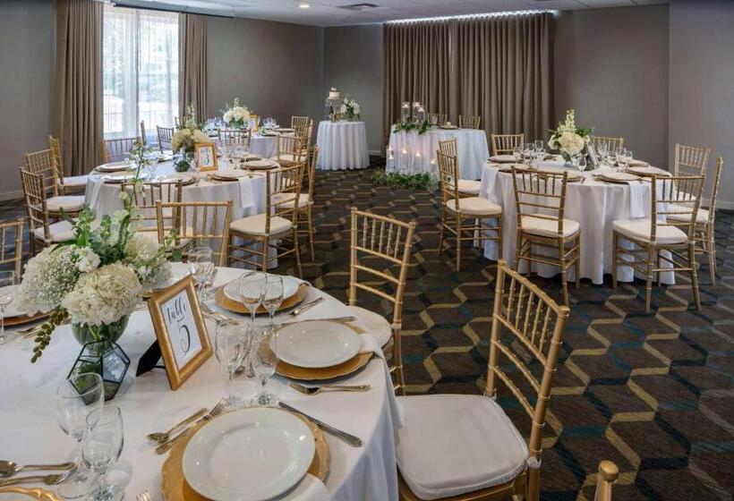 Резиденция Sonesta Es Suites Fairfax Fair Lakes