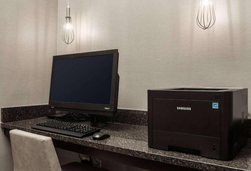 Резиденция Sonesta Es Suites Fairfax Fair Lakes